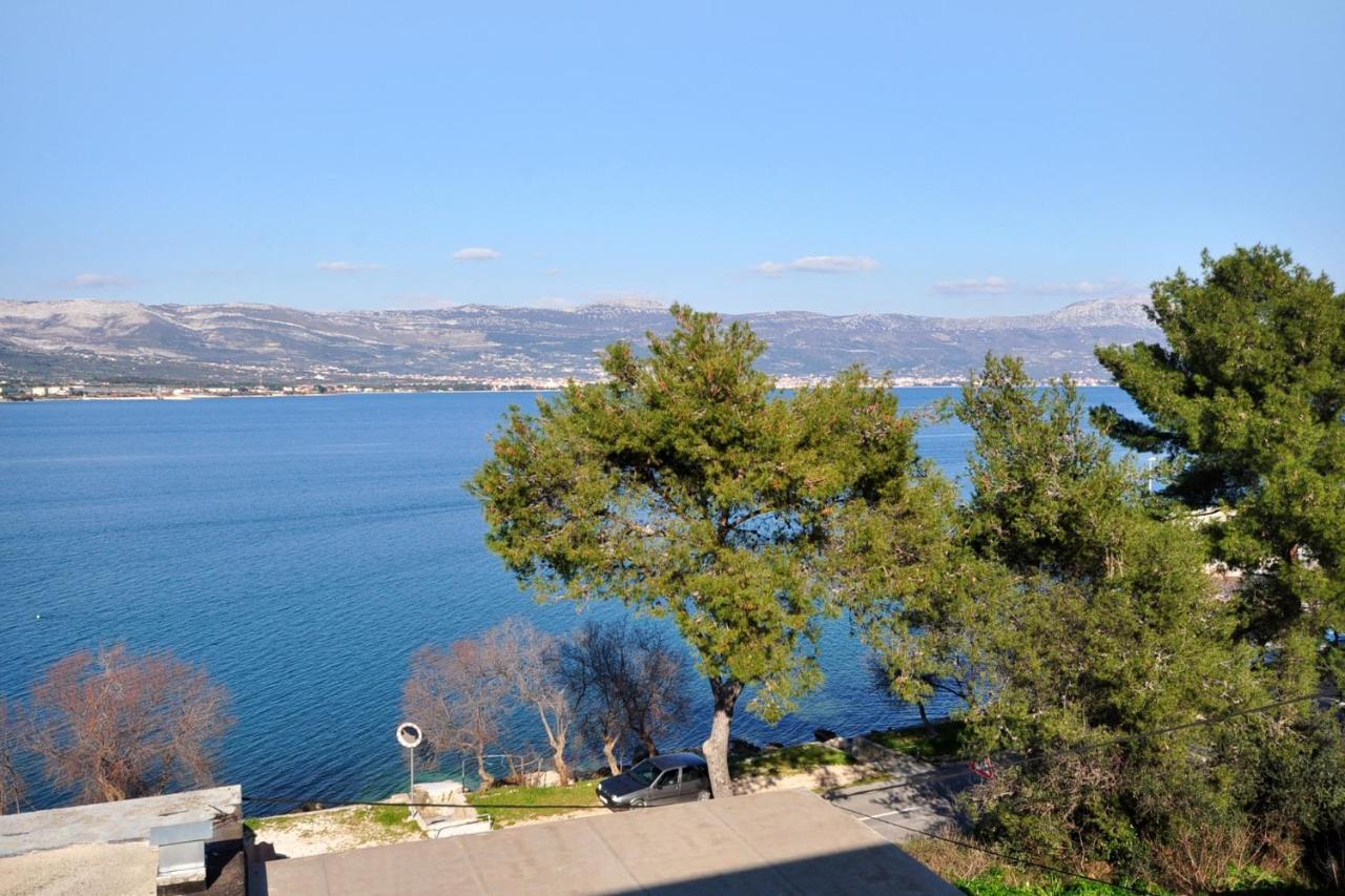 Apartments By The Sea Arbanija, Ciovo - 1085 Trogir Exterior foto